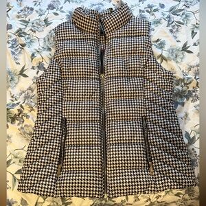 Tommy Hilfiger Black and White Vest